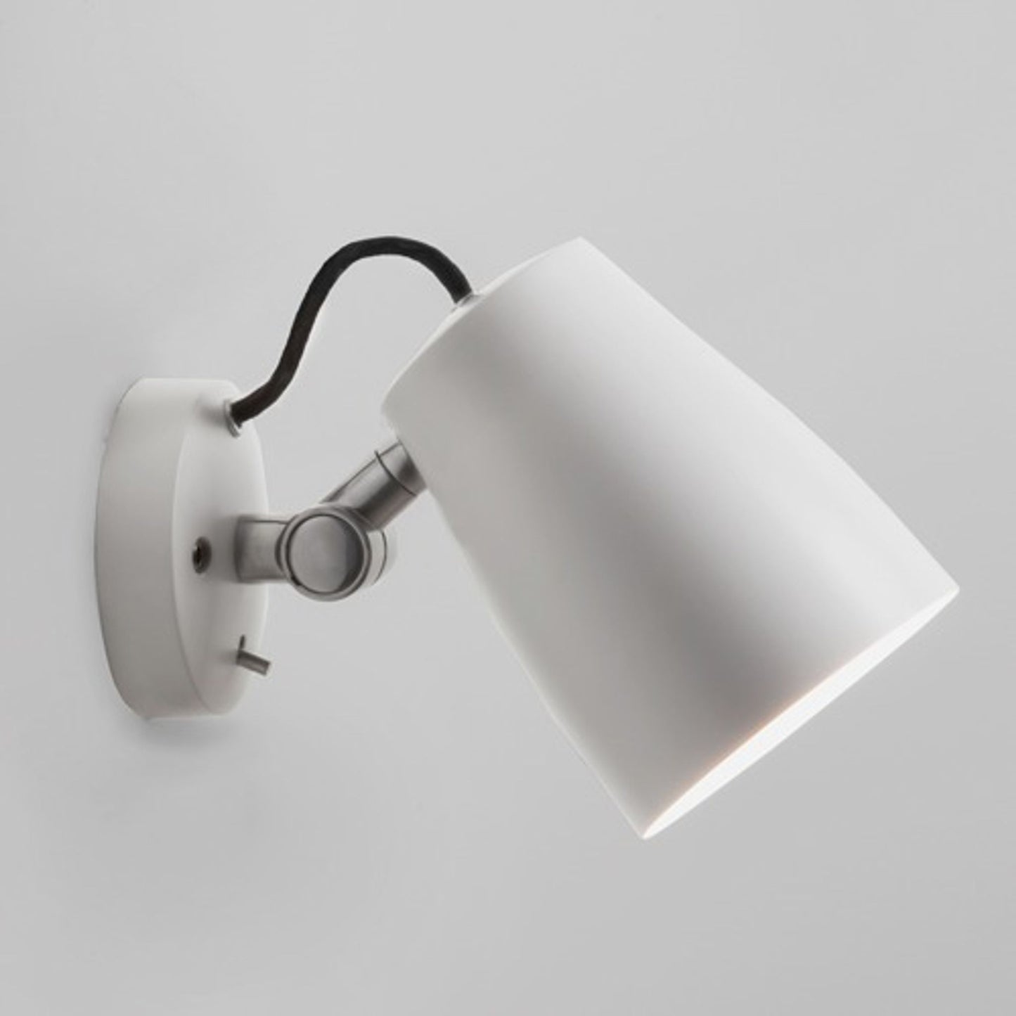 Atelier Wall Light