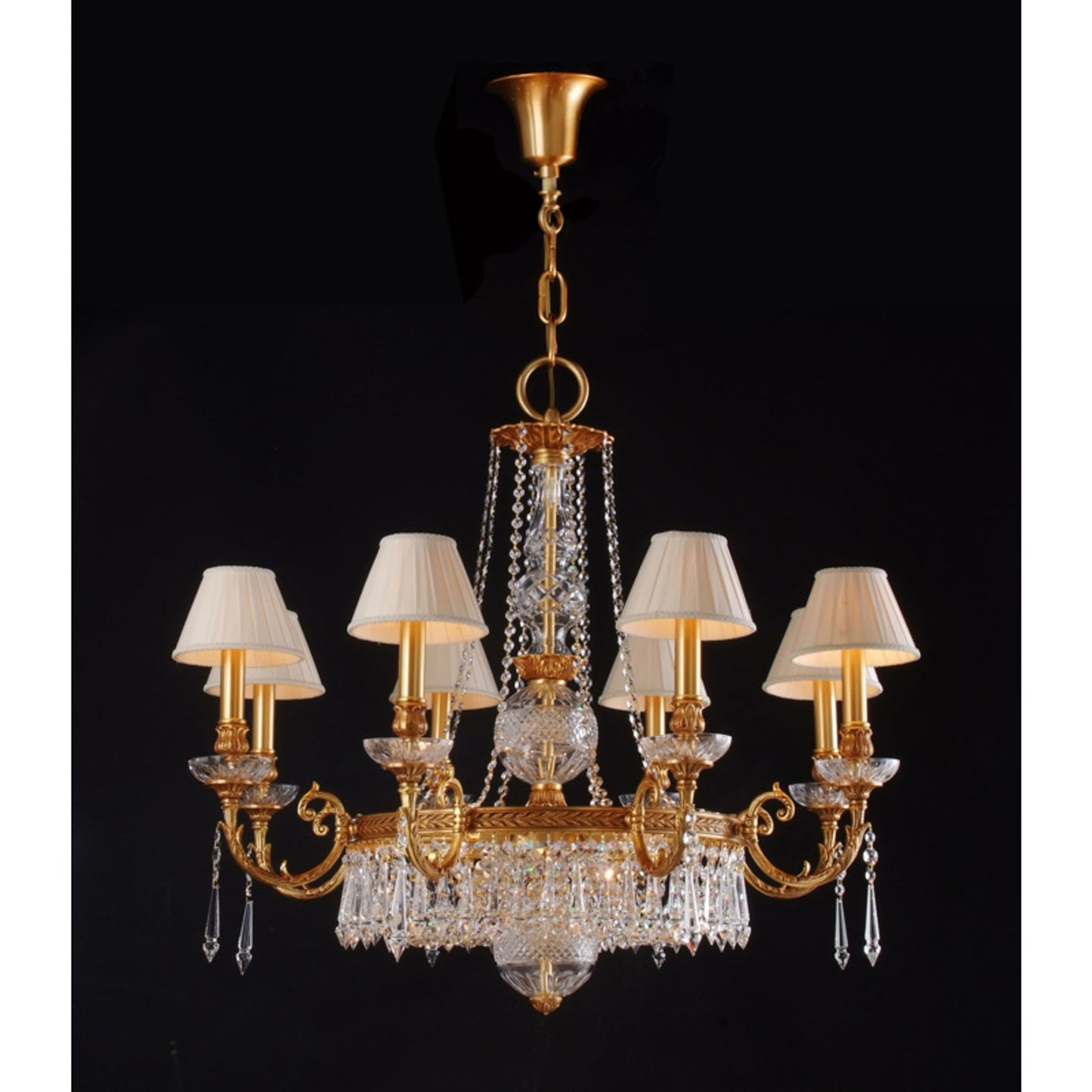 Royal Heritage 8+4 Light Chandelier