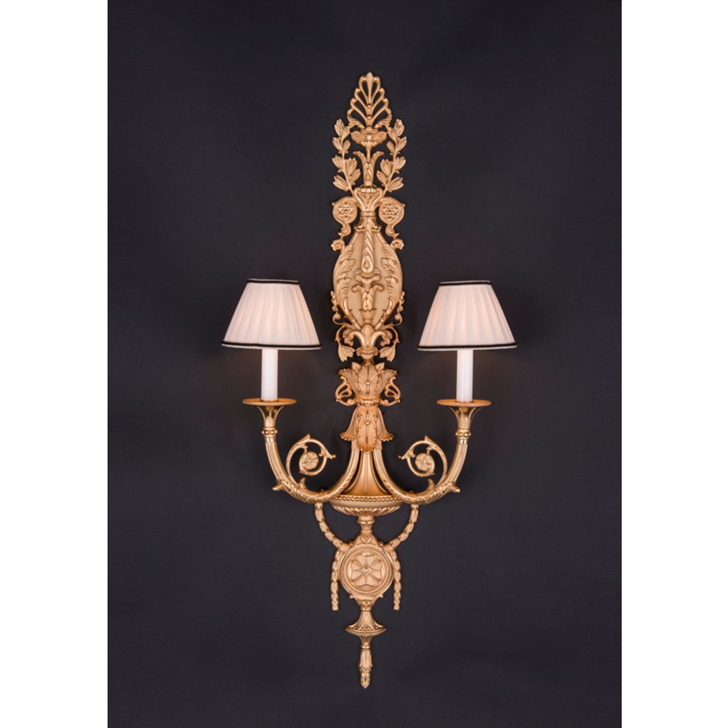 Royal Heritage 2-Light Wall Bracket with Shade