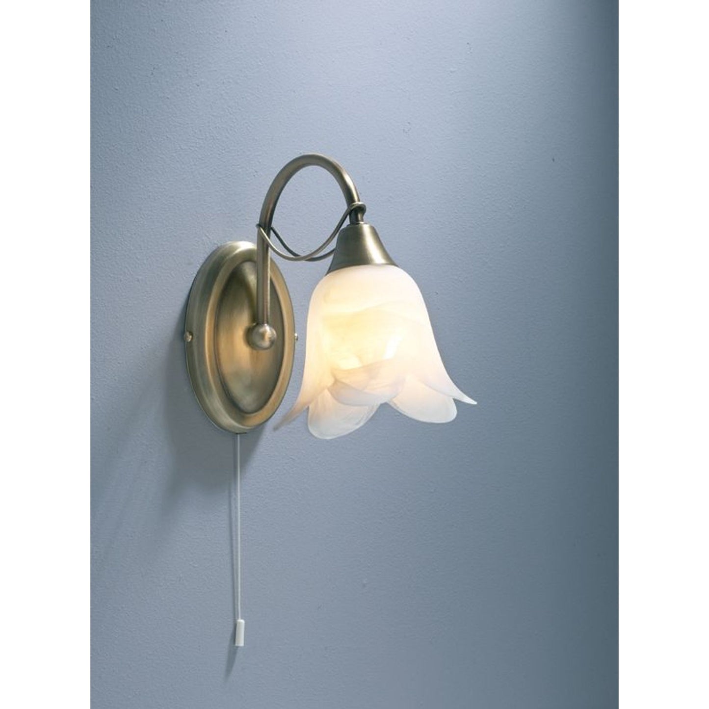 Doublet Single Wall Bracket with White Glass