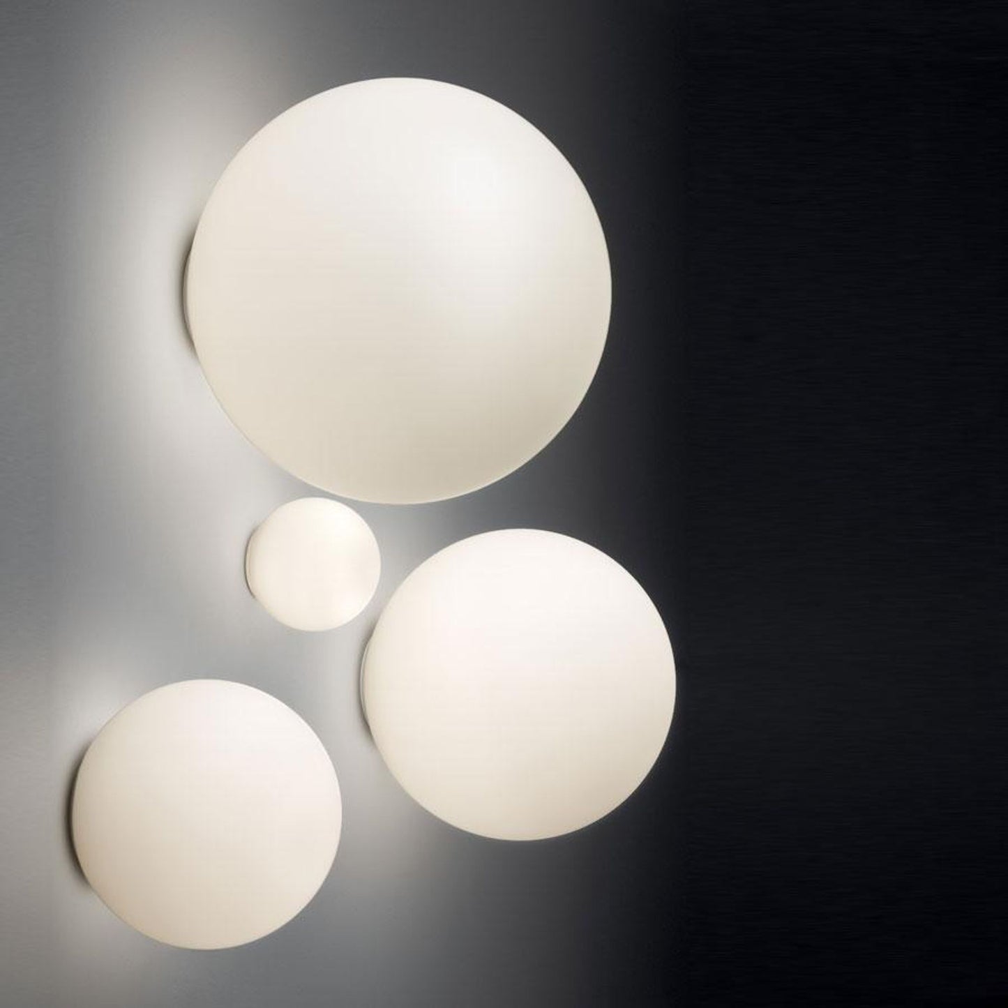 Dioscuri 14 Spherical Wall/Ceiling Lamp