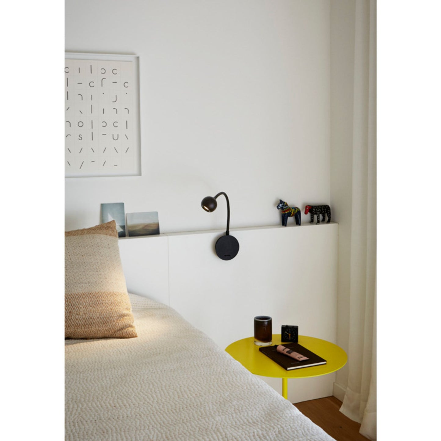 NÂº8 LED Adjustable Wall Light