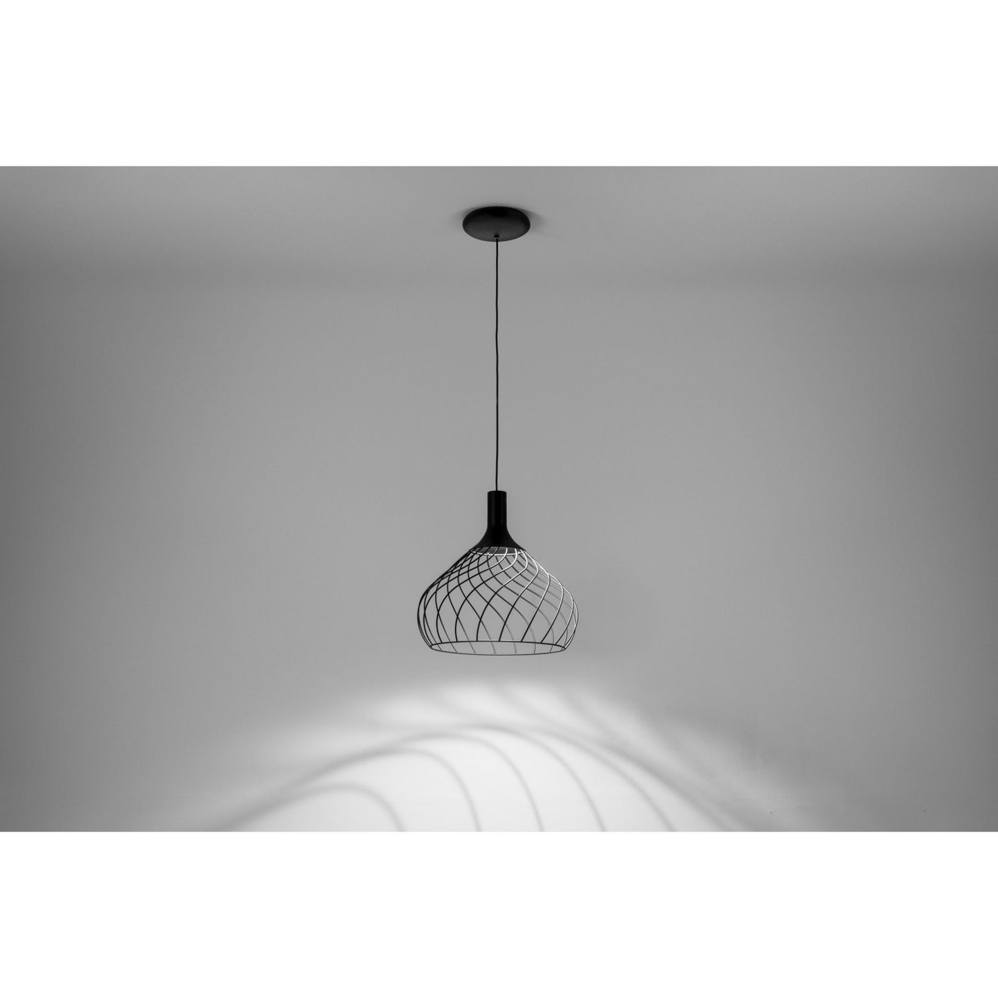 Mongolfier P2 Medium LED Pendant with Balloon Shape Design