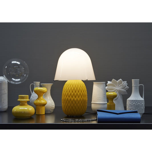 Pineapple Table Lamp with Rhombus Texture Shape