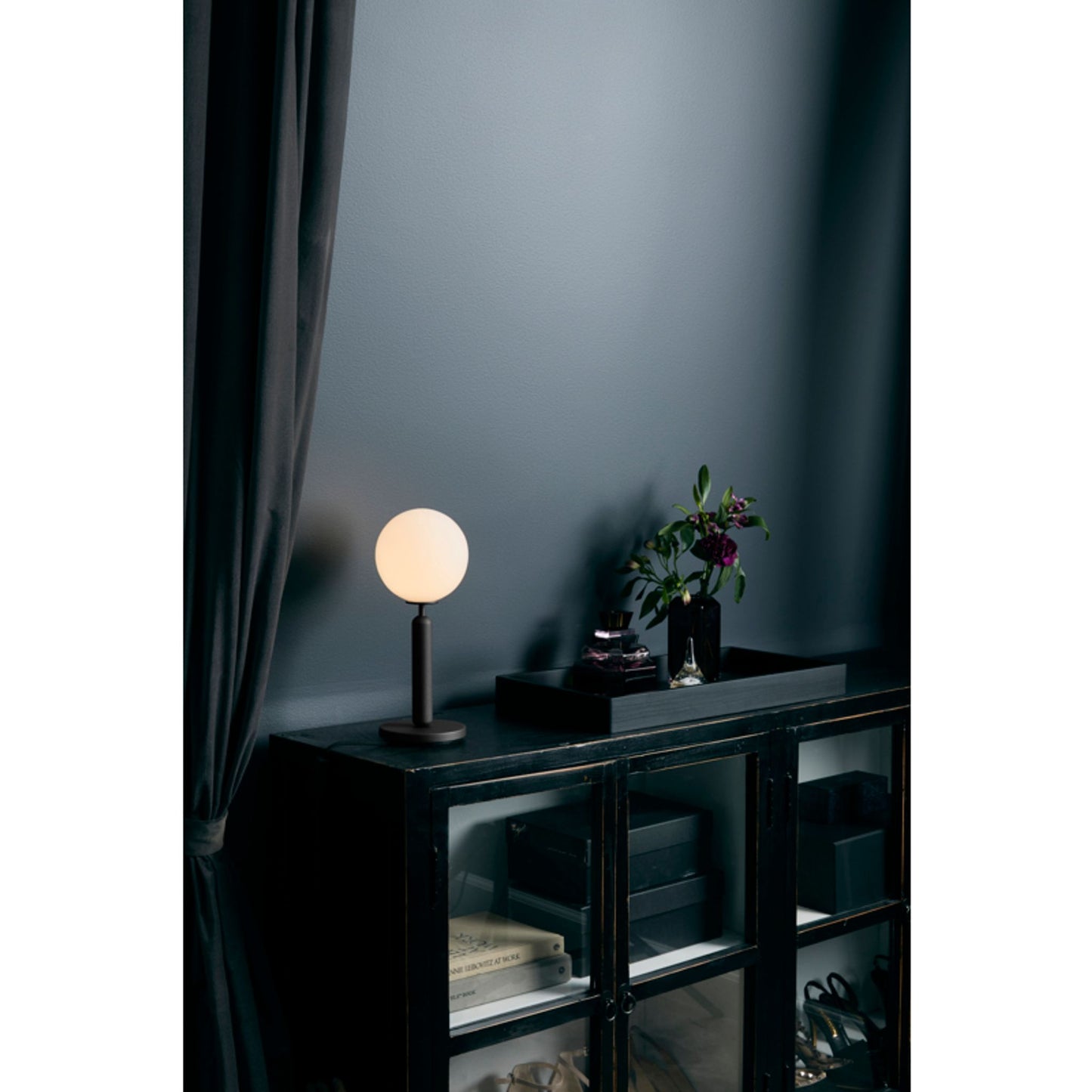 Miira Table Lamp