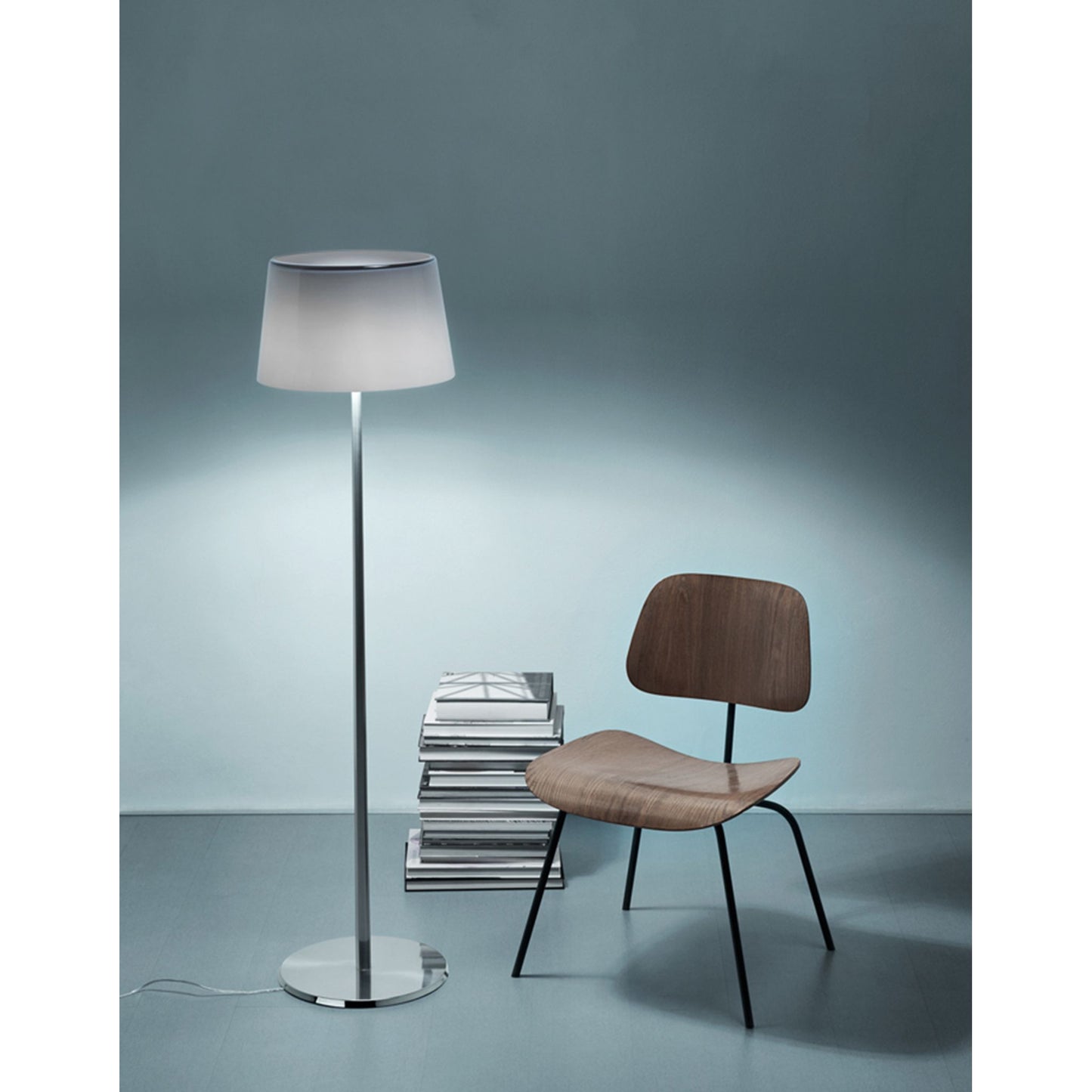 Lumiere XXL Extra-Large Aluminium Floor Lamp with Blown Glass Diffuser