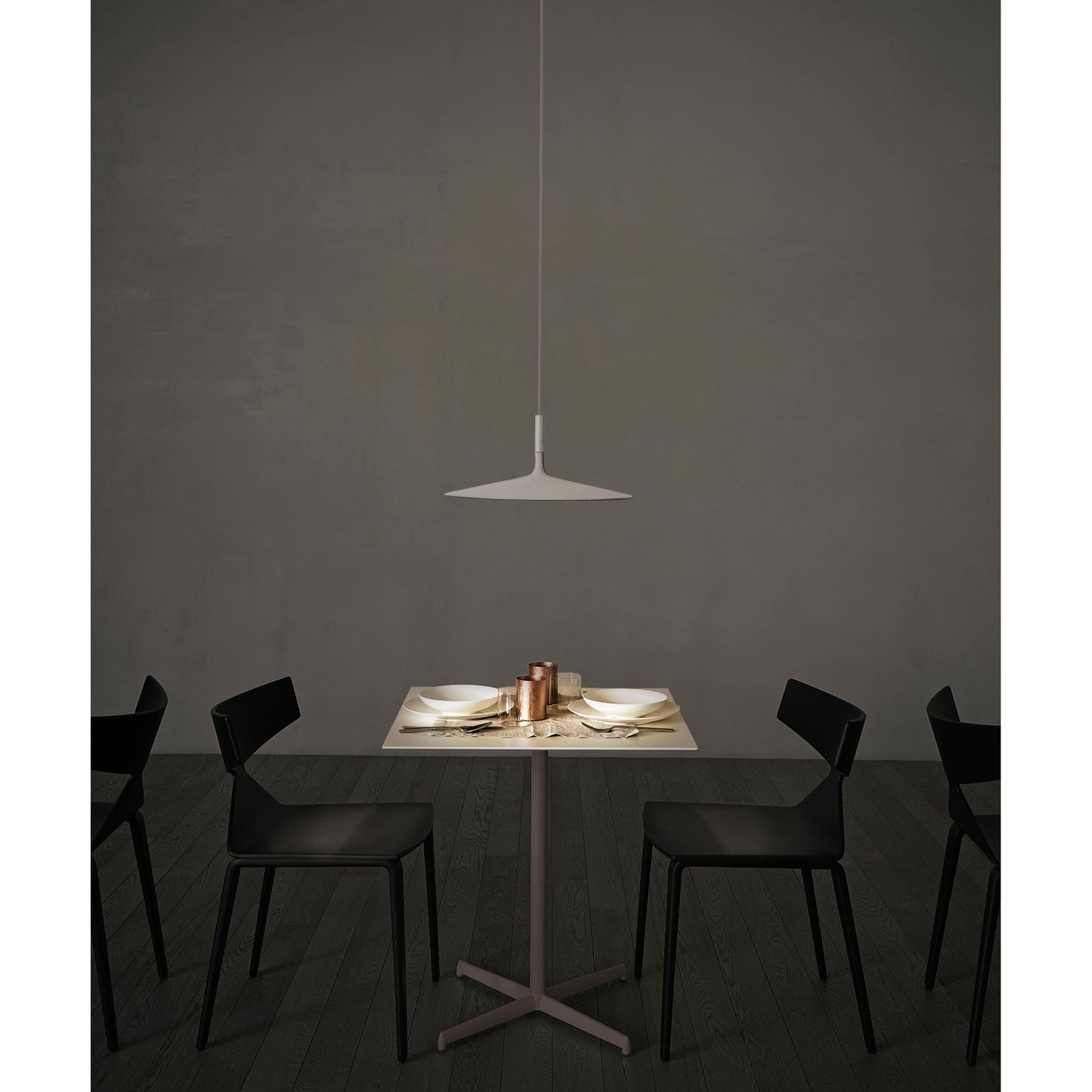 Aplomb Large Texture Pendant Dimmable with Concrete, Aluminium & Polycarbonate