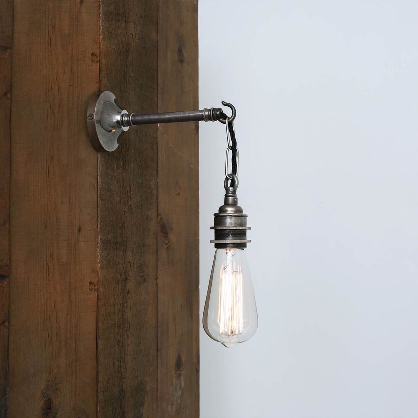 Prei Industrial Wall Light