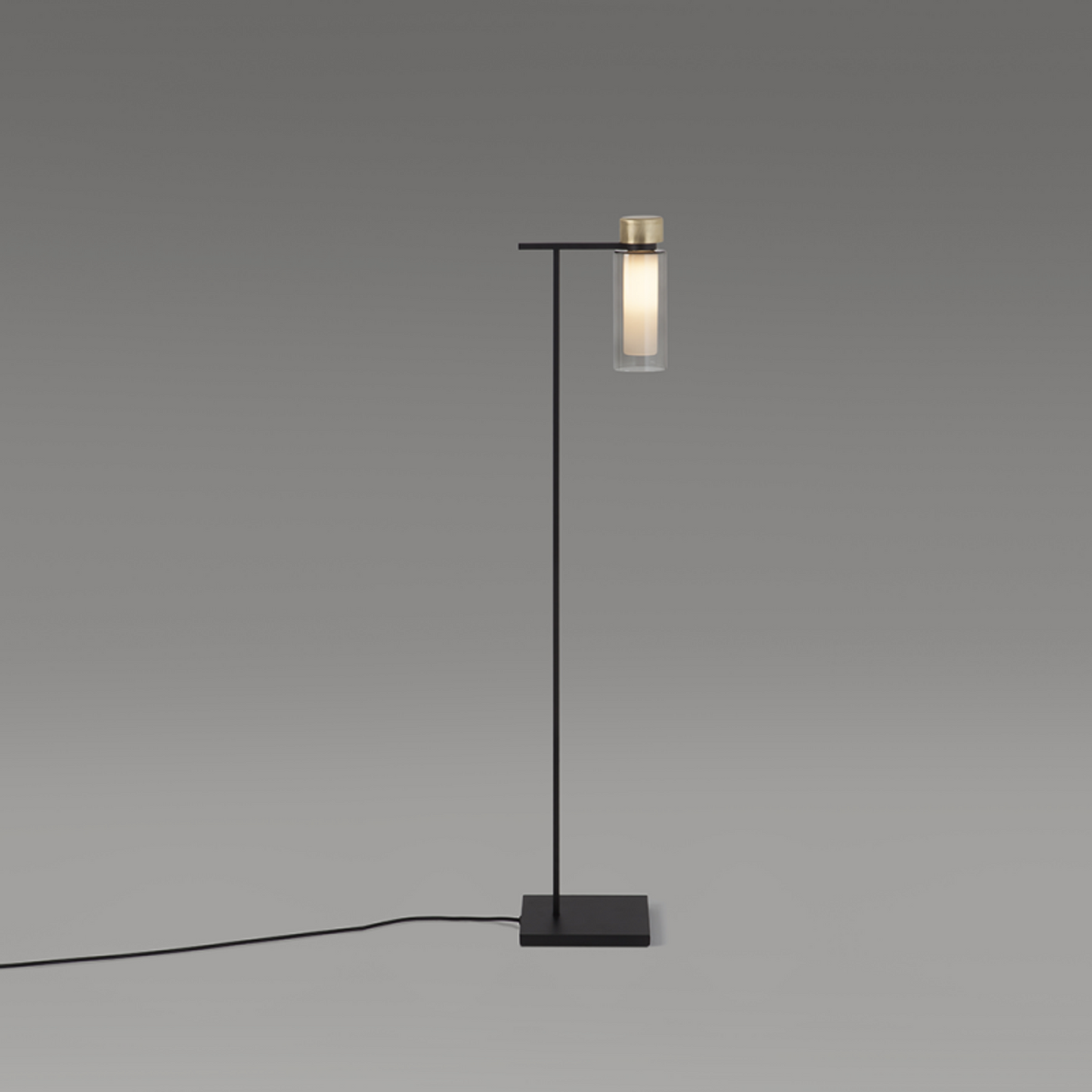 Osman Floor Lamp in Matt Black