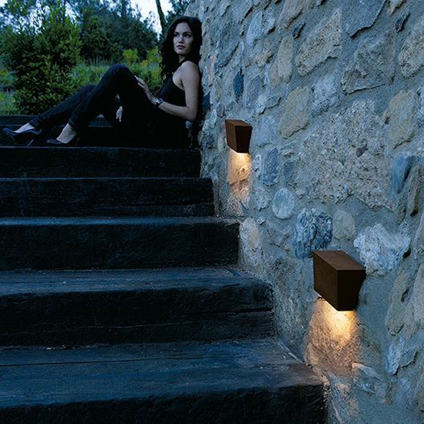 Break 4110 Outdoor LED Wall Light