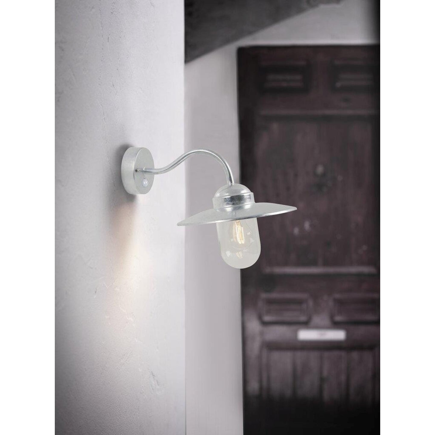 Luxembourg Classic Outdoor Wall Light