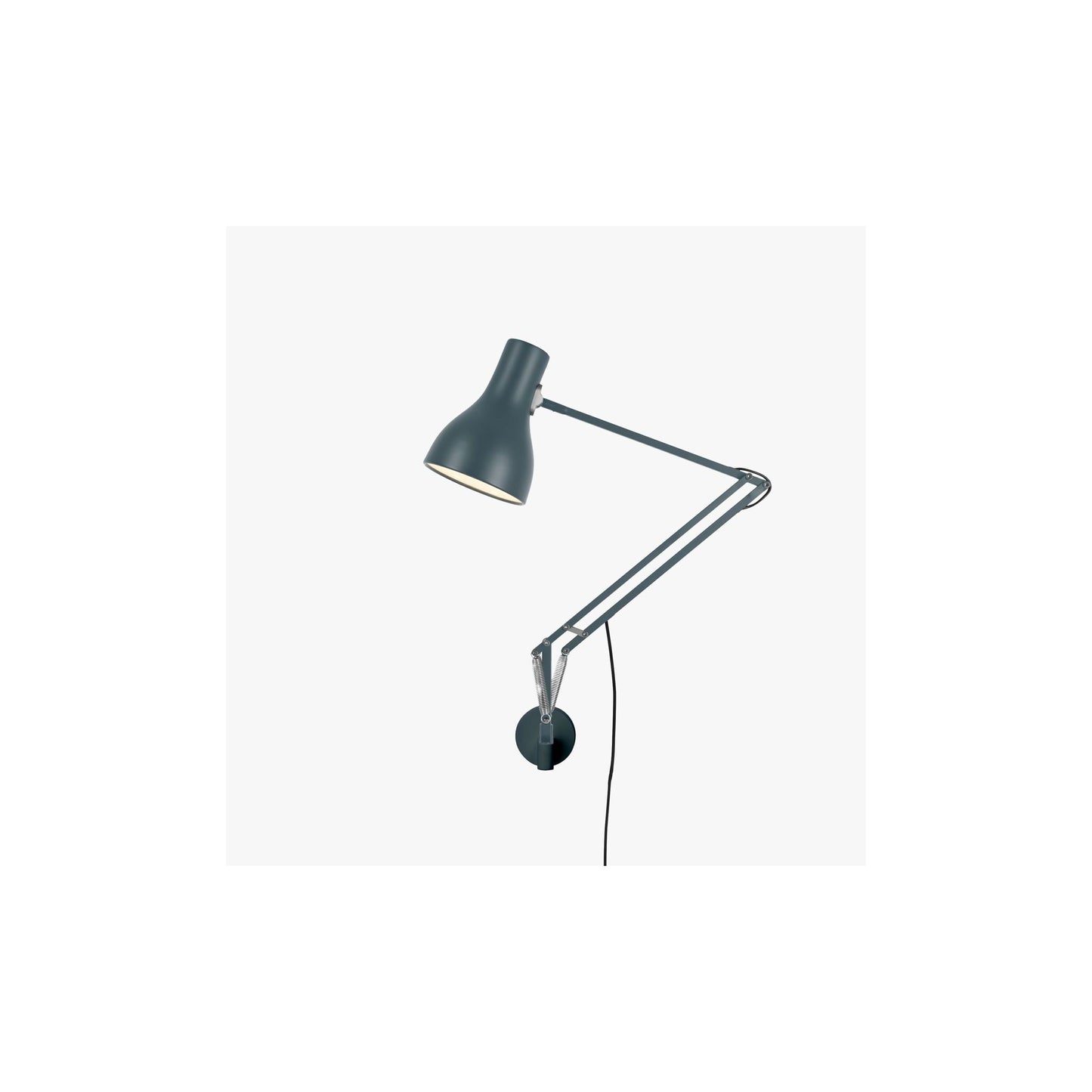 Type 75 Lamp with Wall Bracket