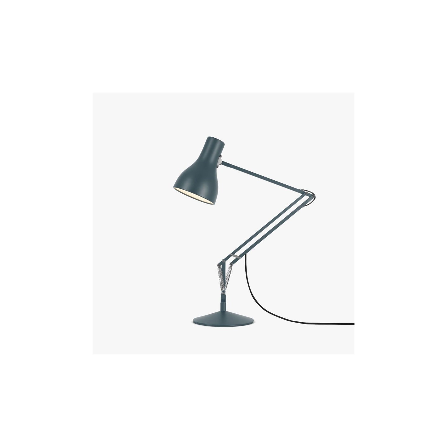 Type 75 Desk Lamp