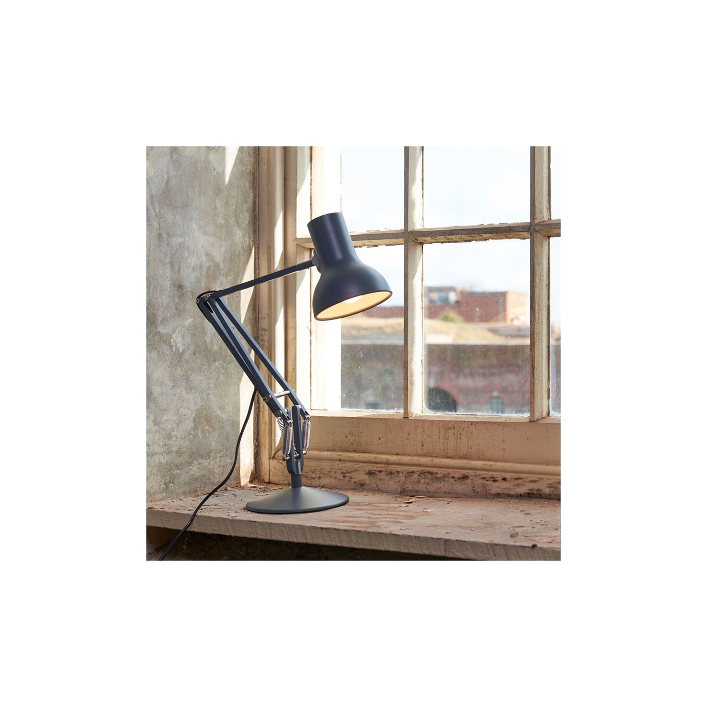 Type 75 Mini Desk Lamp