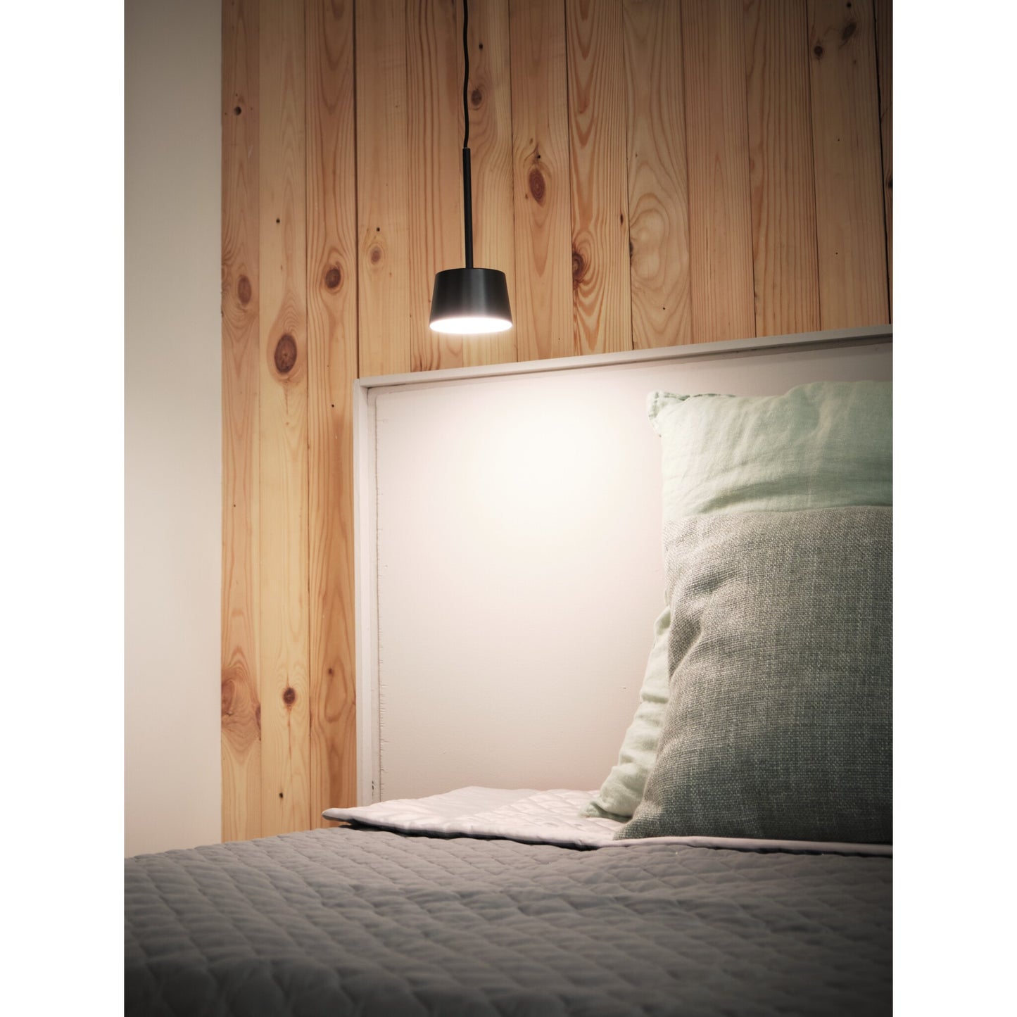 Nera LED Pendant Matt Black