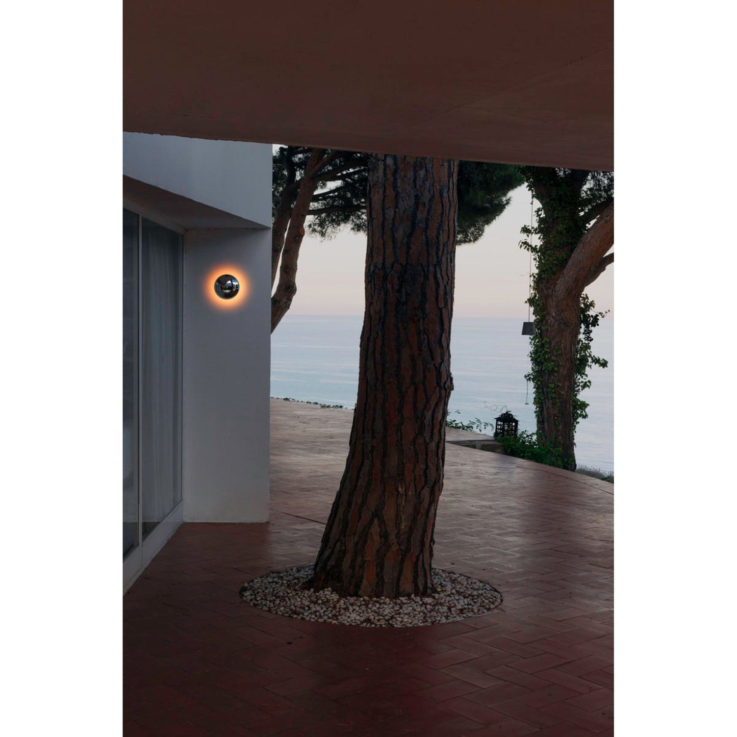 Babila 28 Outdoor LED Wall Light