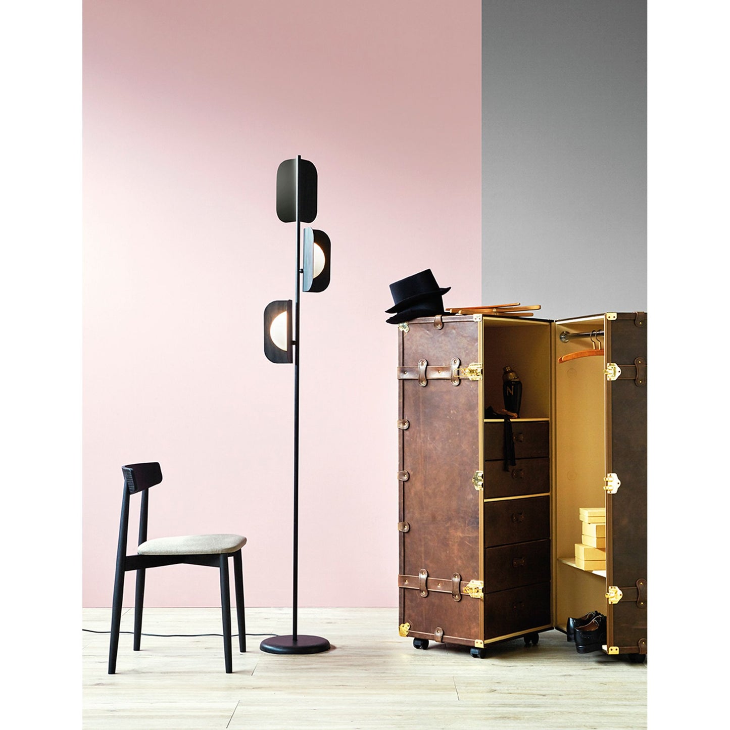 leaf G9 3-Light Floor Lamp