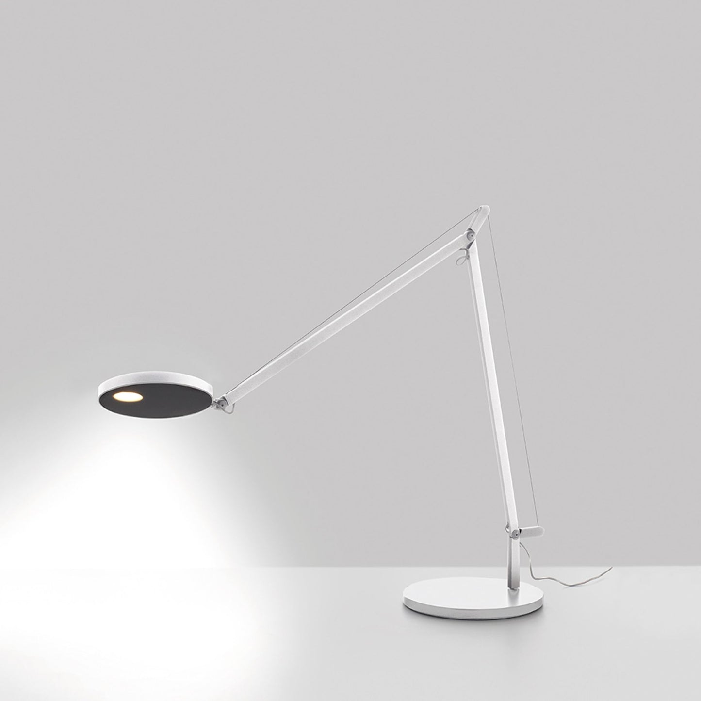 Demetra 2700K LED Lamp Body