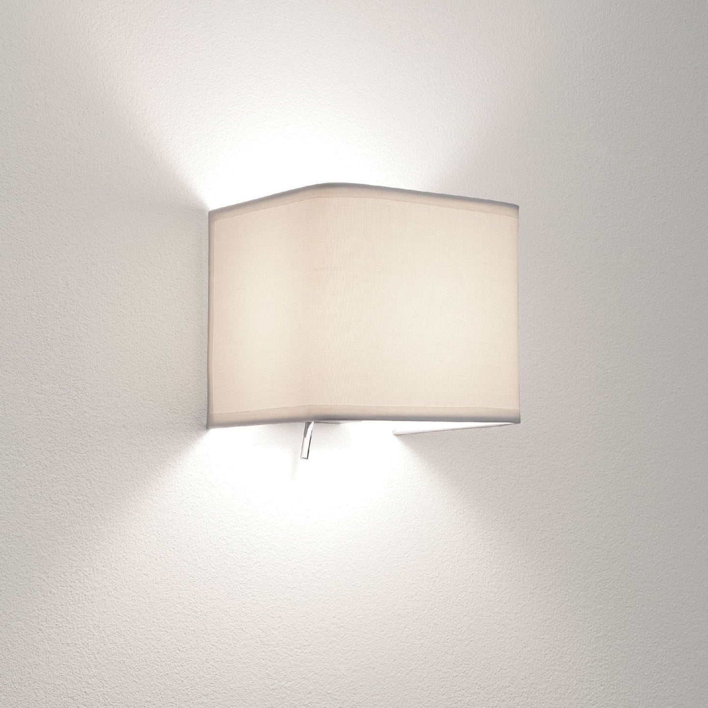 Ashino Fabric Switched Wall Light