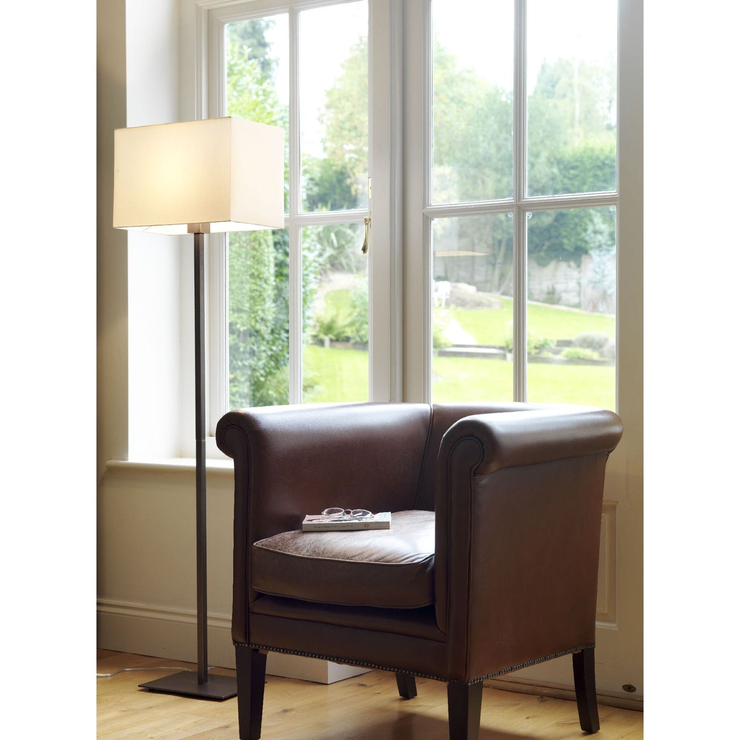 Park Lane Modern Floor Lamp with Square Base