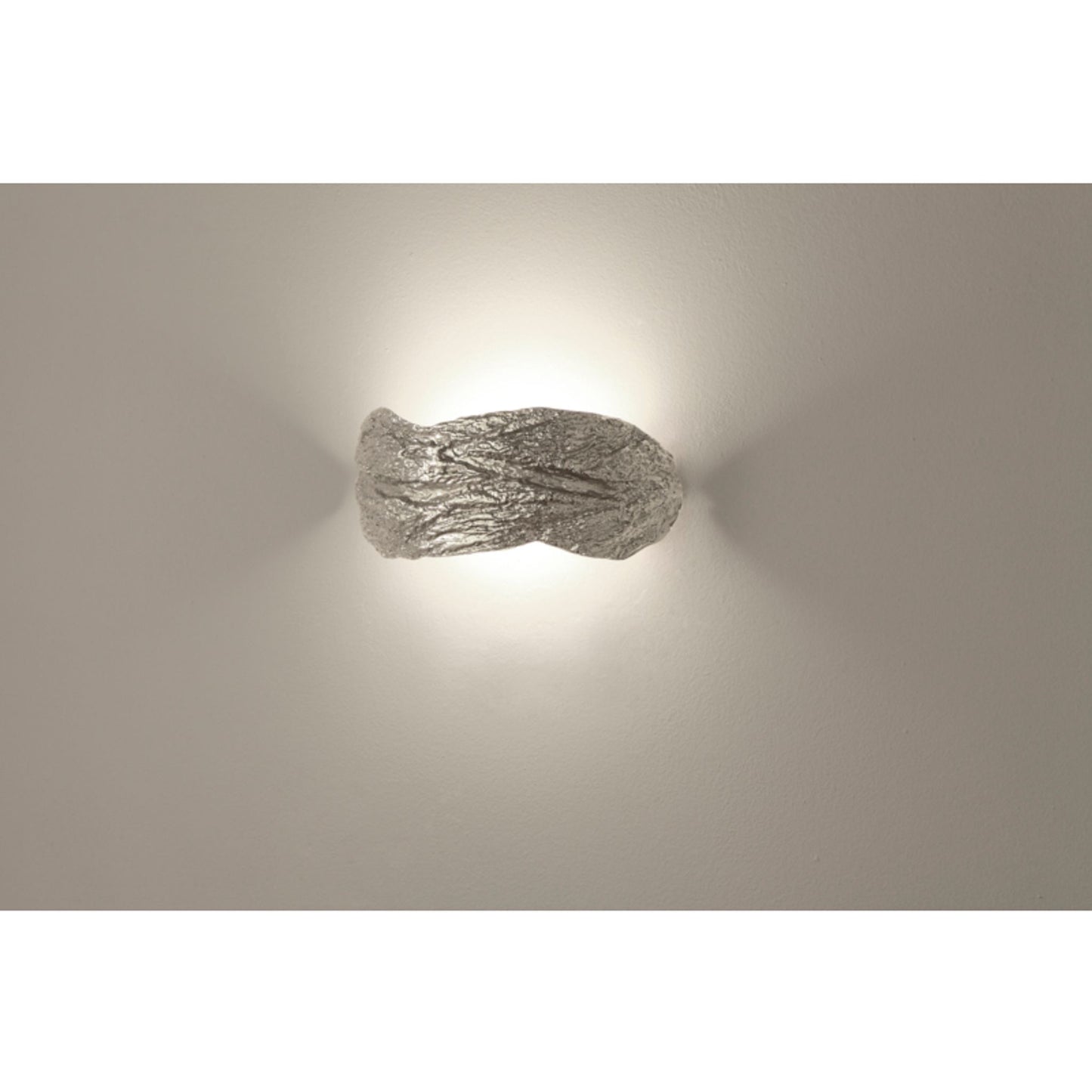 Wabi Wall Light