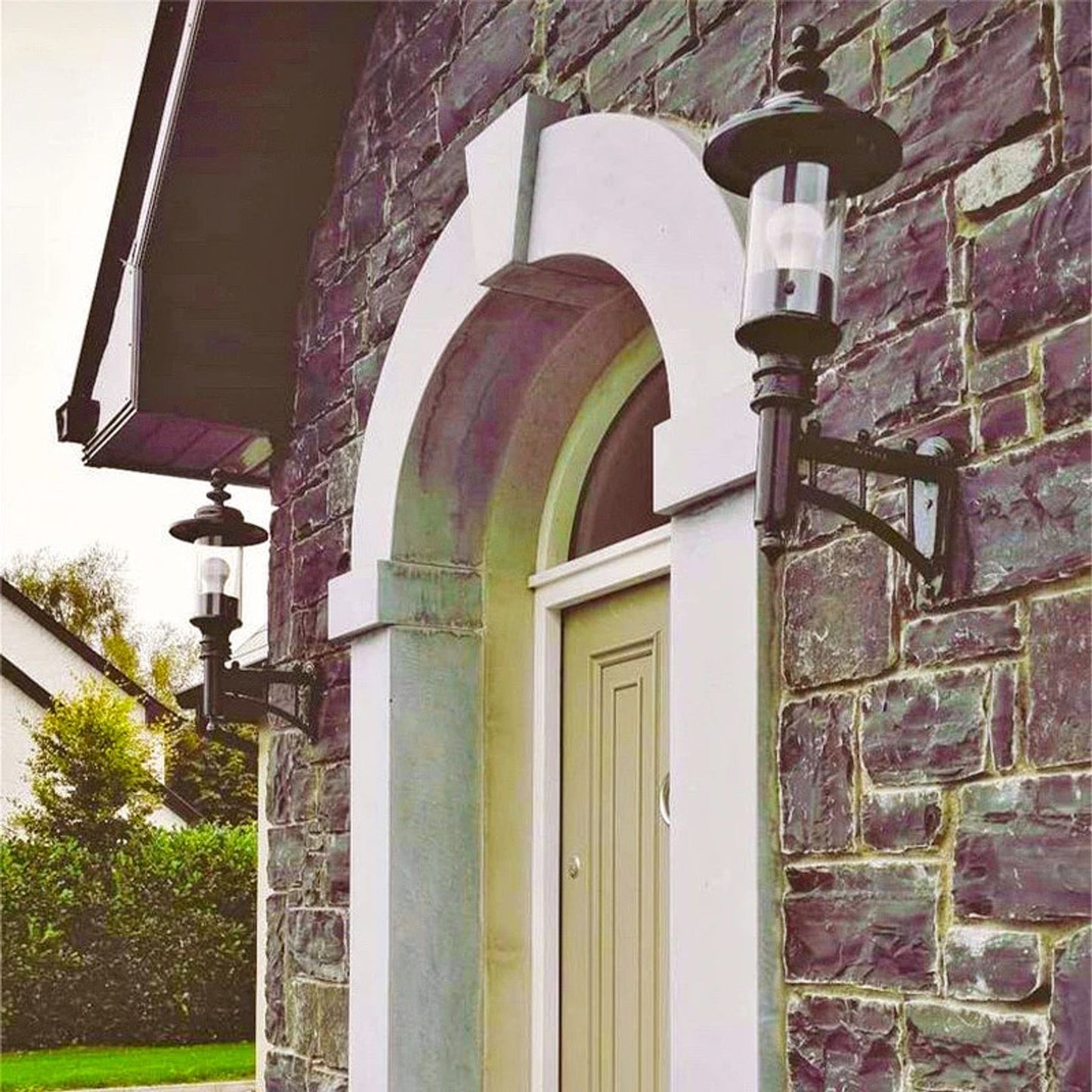 Georgian style wall light in cast iron and steel 0.94m