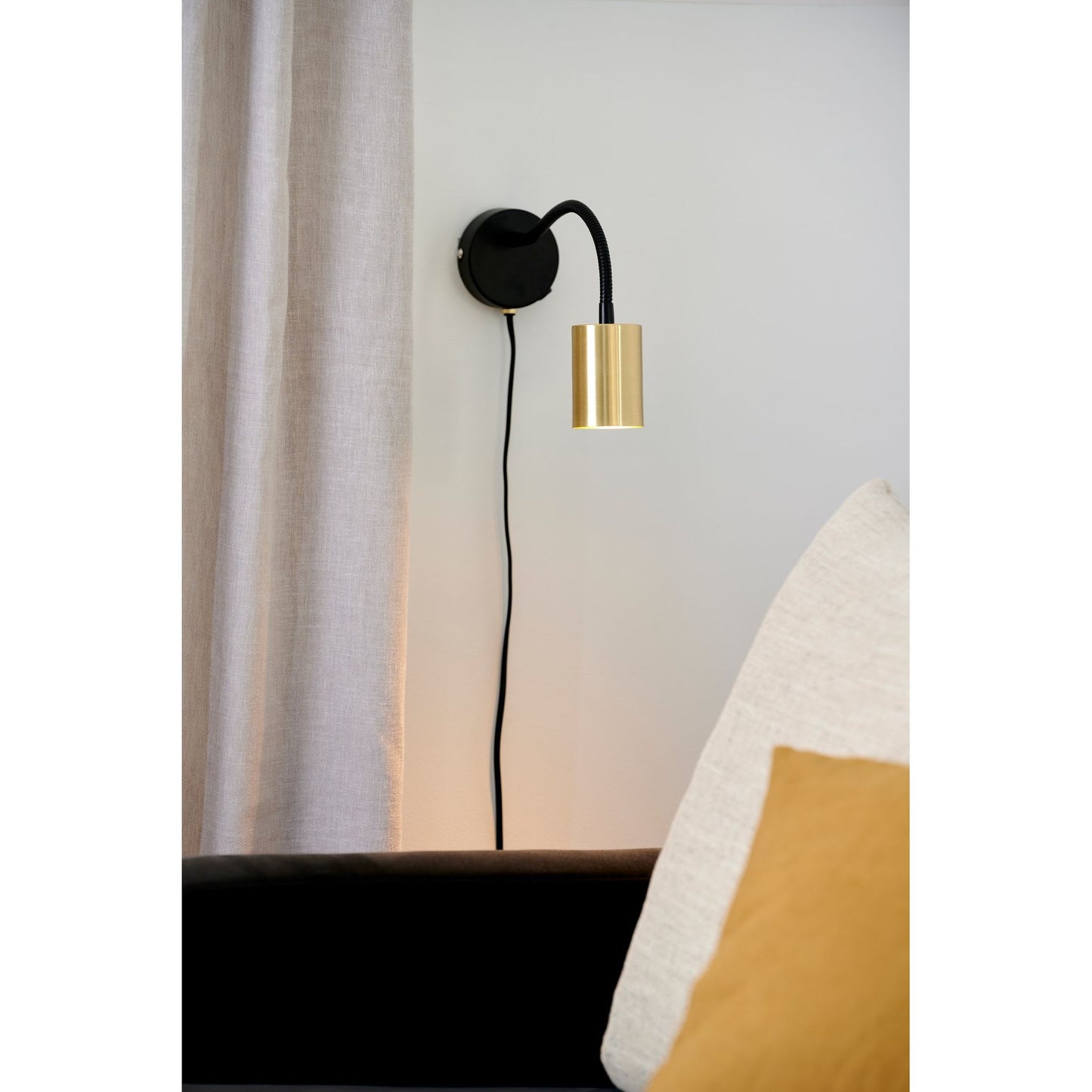 Explore Flex Wall Light