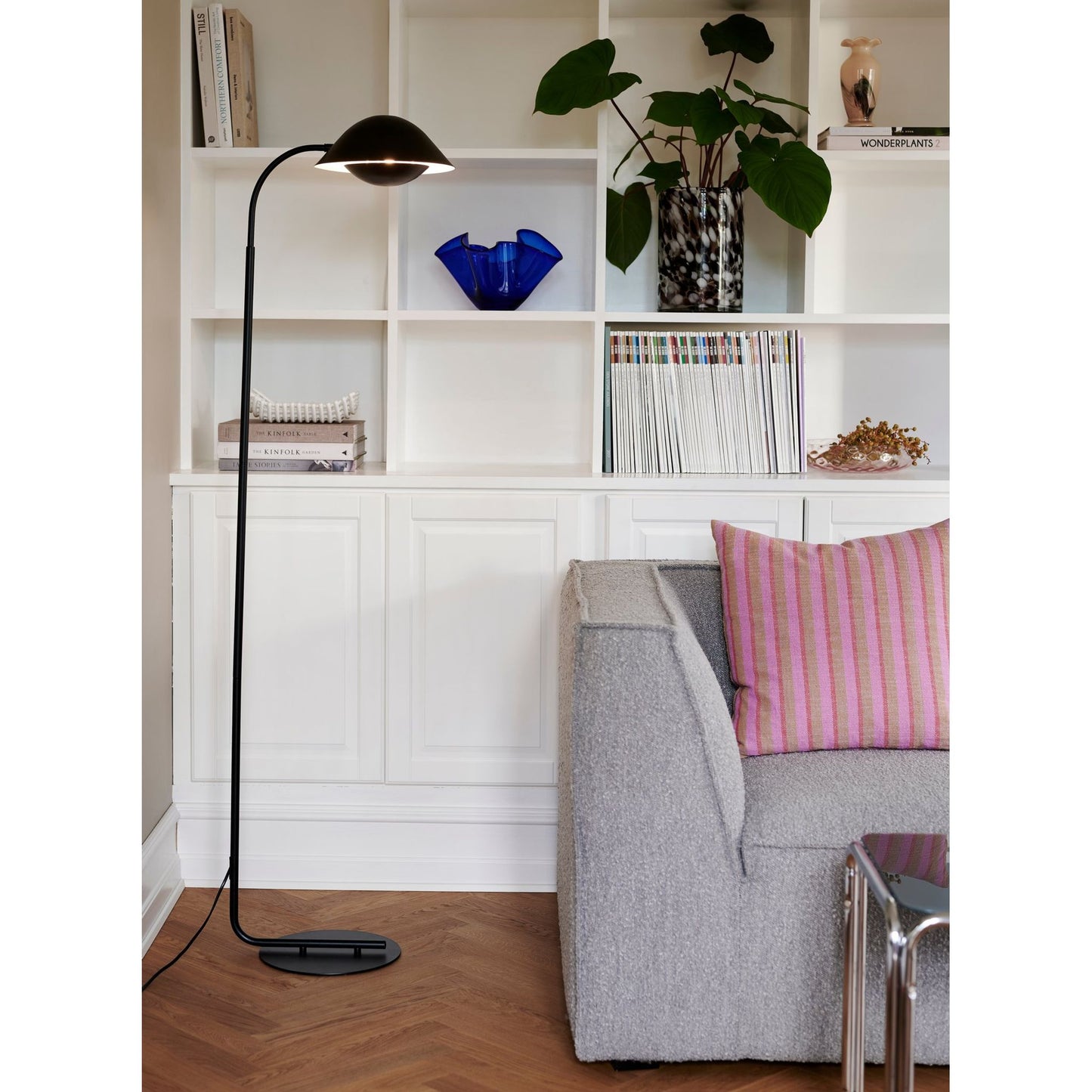 Freya Floor Lamp in Black