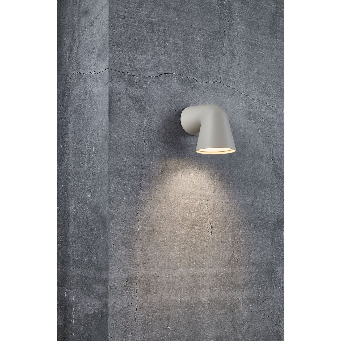 Front Single Outdoor Wall Light