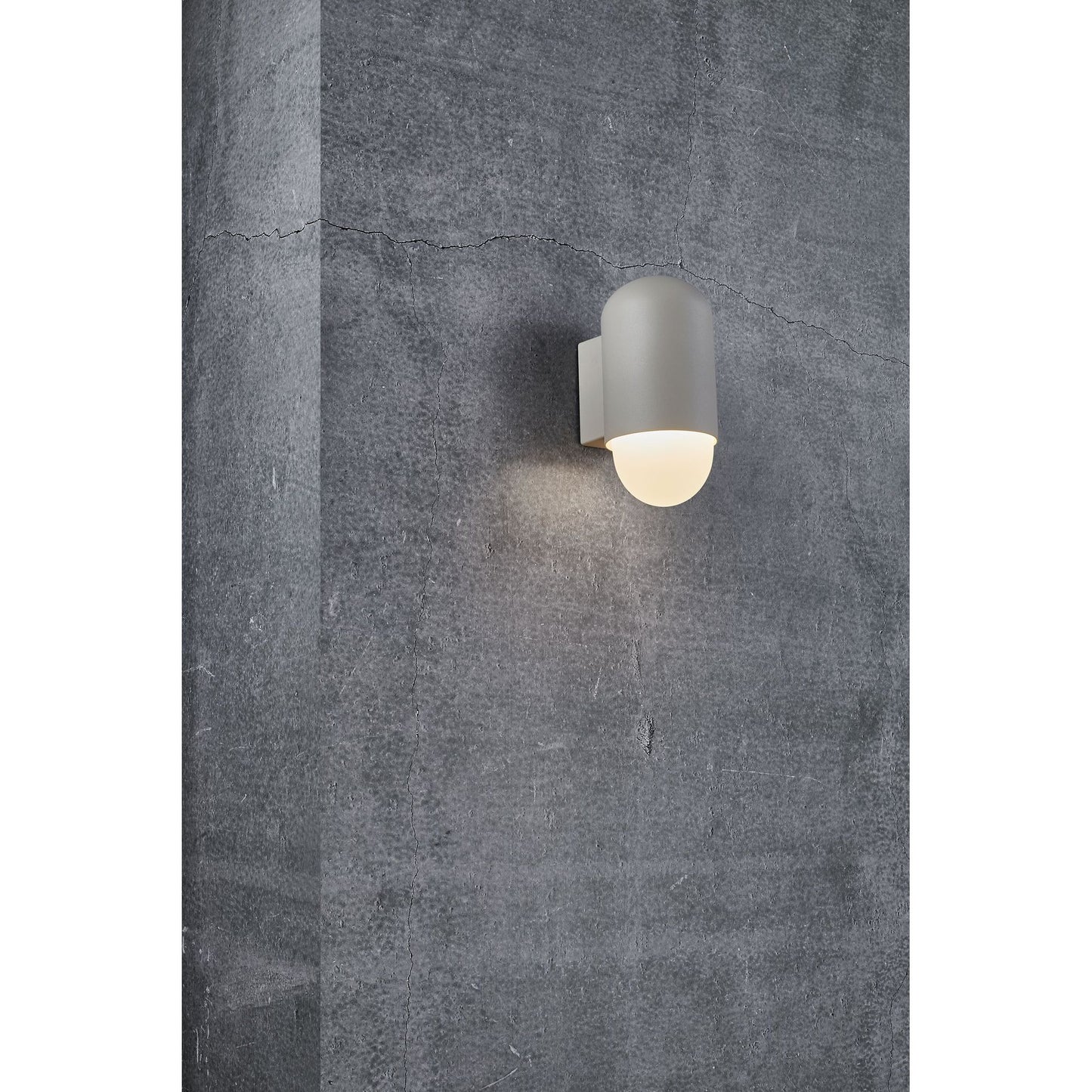 Heka Outdoor Wall Light