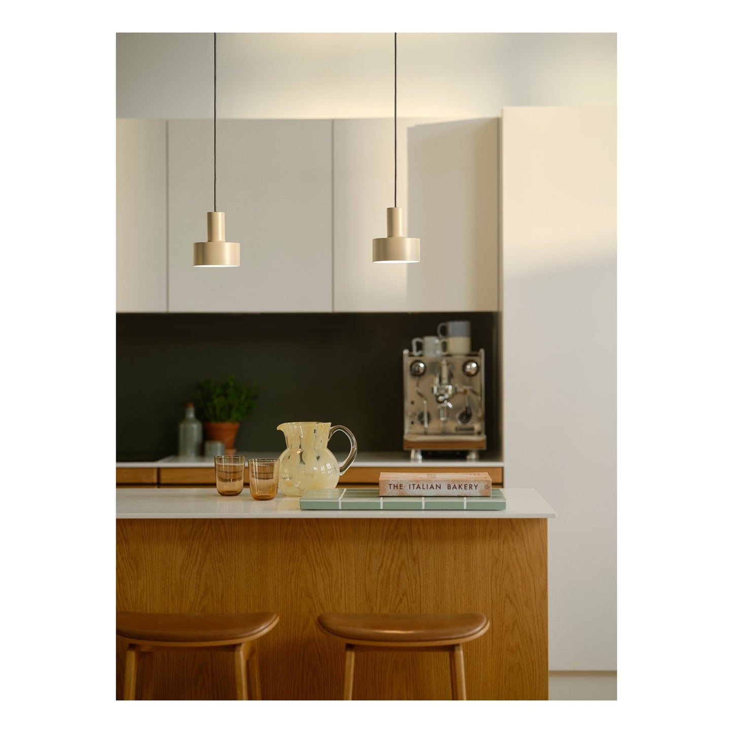 Matis Pendant Light