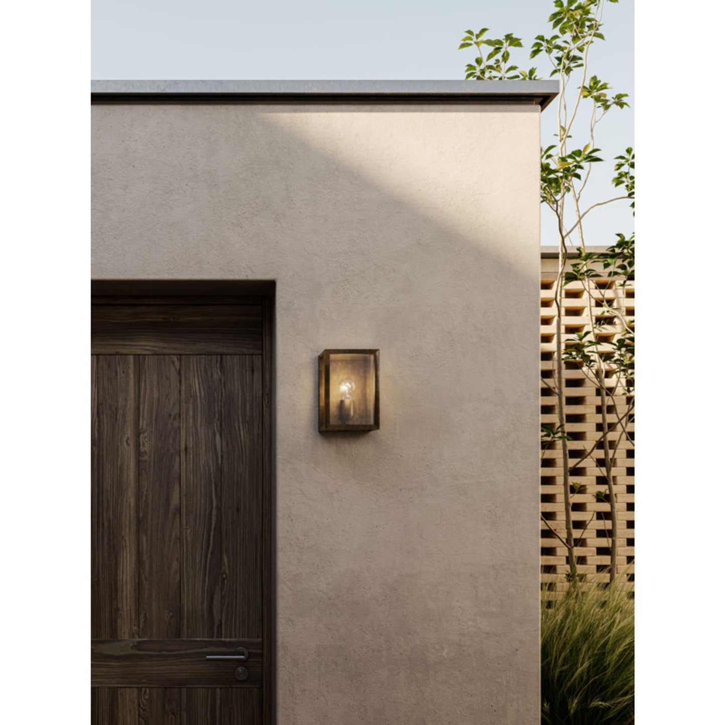 Quadro Outdoor Wall Light in Antique Brass