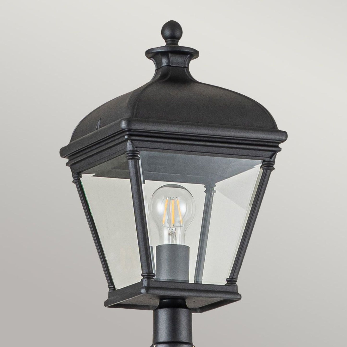 Bayview 1-Light Lamp Post in Black