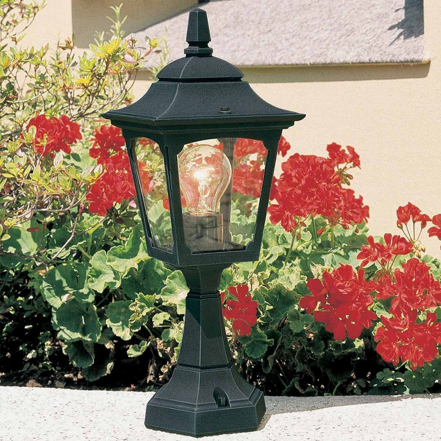 Chapel 1-Light Pedestal Lantern in Black