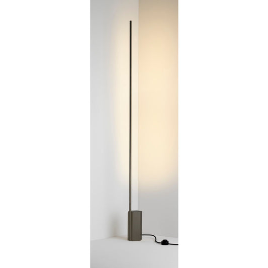 Link LED Floor Lamp with Simple & Minimalist Line