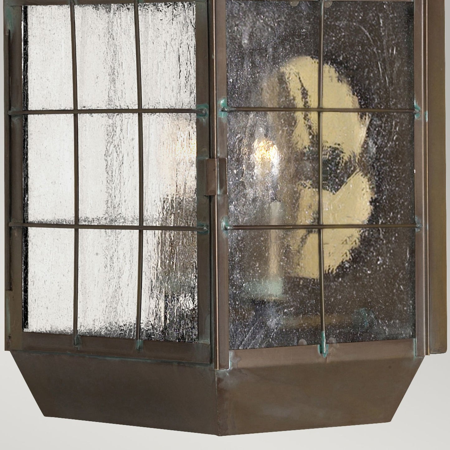 Nantucket Wall Lantern in Aged Brass